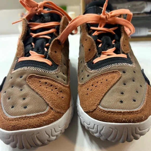 Jordan Men’s Brown and Coral Athletic Sneakers - Picture 6 of 7